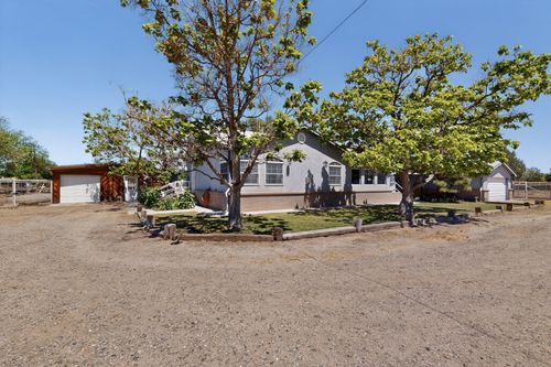 13 Avenida Maestas, Los Lunas, NM, 87031 | Card Image