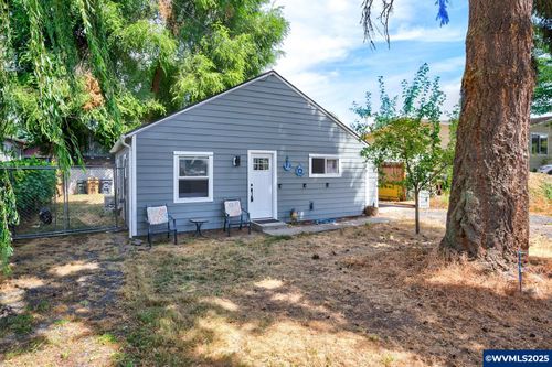 1116 Poplar St, Sweet Home, OR, 97386-1042 | Card Image
