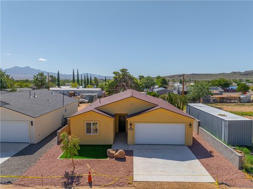 1170 E Carver Ave, Kingman, AZ, 86409-1377 | Card Image