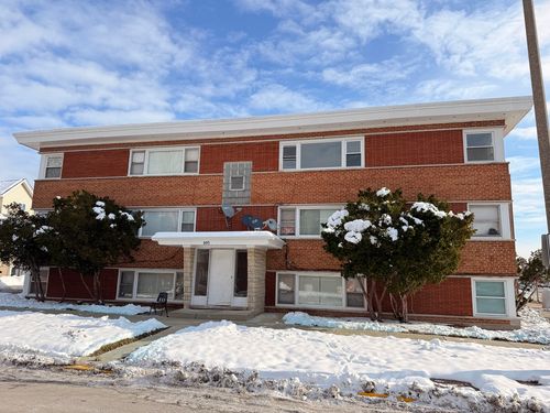 805 N 22nd Ave, Melrose Park, IL, 60160-3643 | Card Image