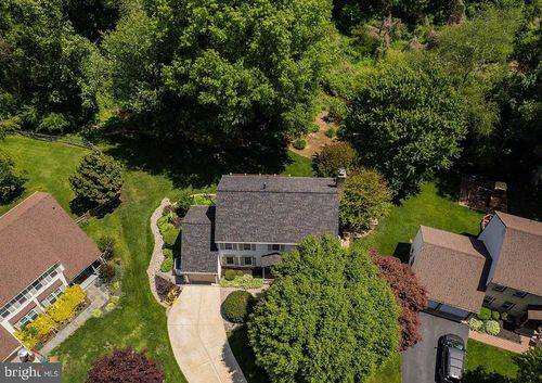 9200 Wyeth Ln, BURKE, VA, 22015-2039 | Card Image