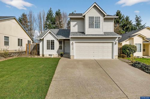 5585 Sw Windflower Dr, Corvallis, OR, 97333-1373 | Card Image
