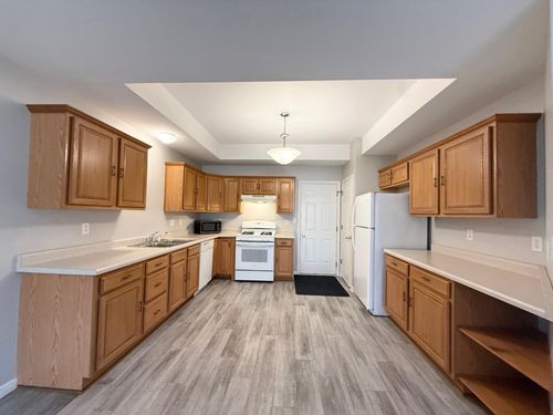 1239 Fox Hollow Dr, Chesterton, IN, 46304 | Card Image