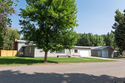 618 Montana Ave, Basin, WY, 82410-5140 | Card Image