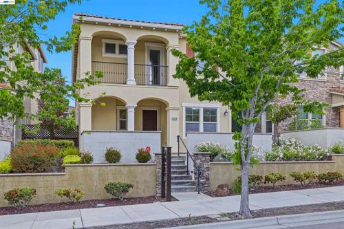 3159 Central Pkwy, Dublin, CA, 94568-4808 | Card Image