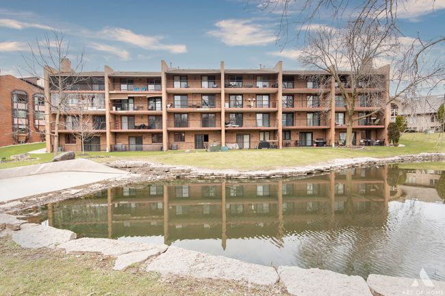 APT-1S - 9 Cinnamon Creek Dr, Condo with 2 bedrooms, 2 bathrooms and 2 parking in Palos Hills IL | Image 31