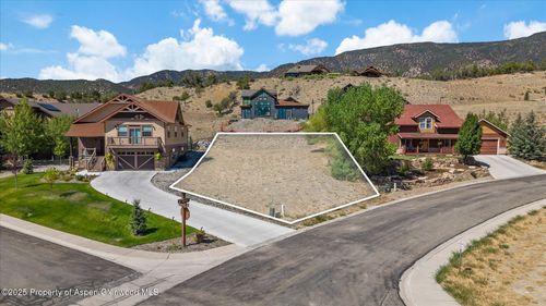 11 Whitetail Ct, New Castle, CO, 81647-8519 | Card Image