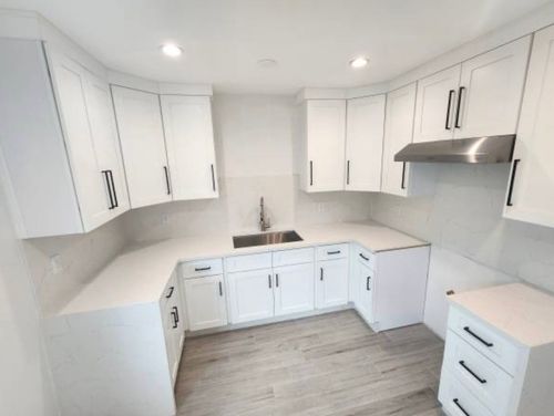 apt-5-10845 White St, Sun Valley, CA, 91352-4040 | Card Image