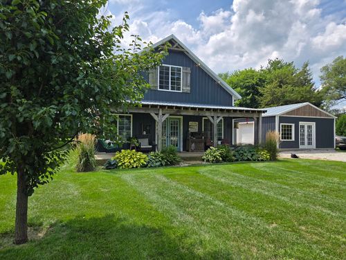 10258 E River South Rd, Momence, IL, 60954-3439 | Card Image