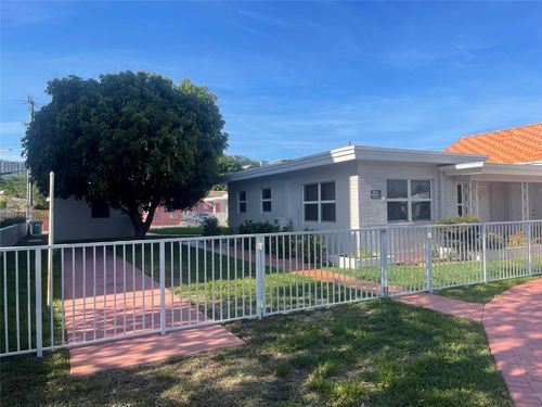 3-1727 Dewey St, Hollywood, FL, 33020-6147 | Card Image