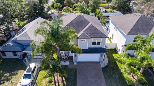 714 16th Ave S, Jacksonville Beach, FL, 32250-4937 | Card Image