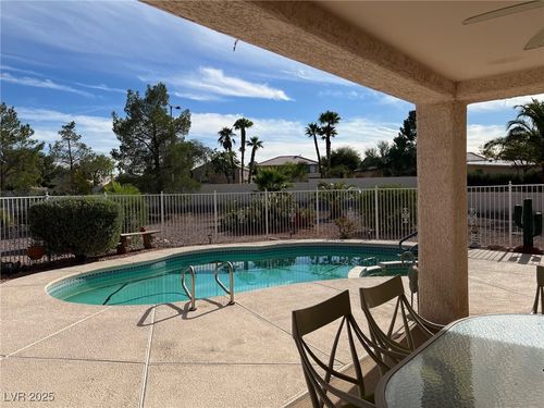 2404 Floyd Ct, Las Vegas, NV, 89134-8305 | Card Image