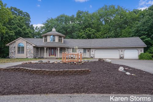 8506 Cedarcrest Dr, Jenison, MI, 49428-9541 | Card Image