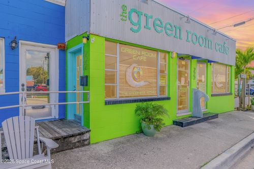 222 N 1st St, Cocoa Beach, FL, 32931-2924 | Card Image