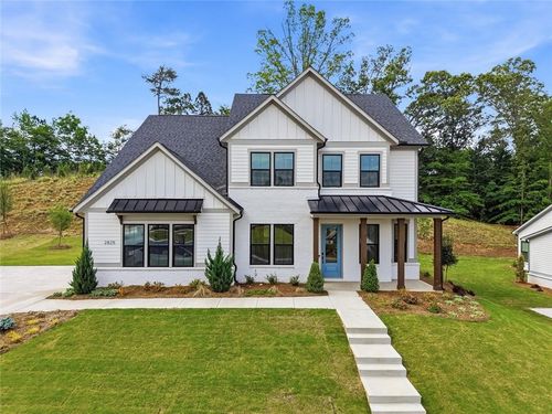 2825 Medford Dr, Cumming, GA, 30041-3524 | Card Image