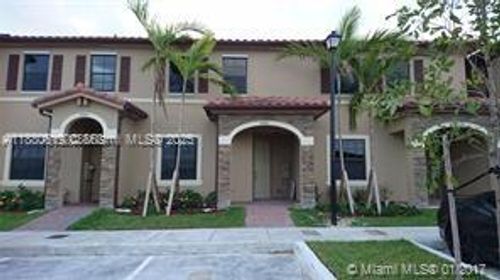 9262-9262 W 33rd Ln, Hialeah, FL, 33018-2067 | Card Image