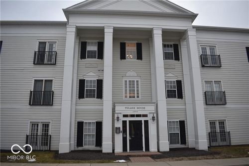 2b-12914 University Cres, Carmel, IN, 46032-9667 | Card Image