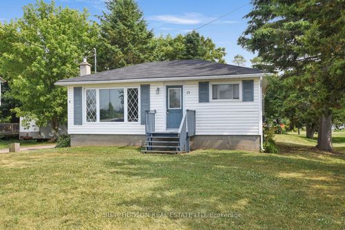 15 Pearl St, Athens, ON, K0E1B0 | Card Image