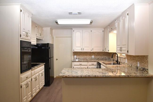 120 Donniebrook St, House other with 3 bedrooms, 2 bathrooms and 2 parking in Palestine TX | Image 5