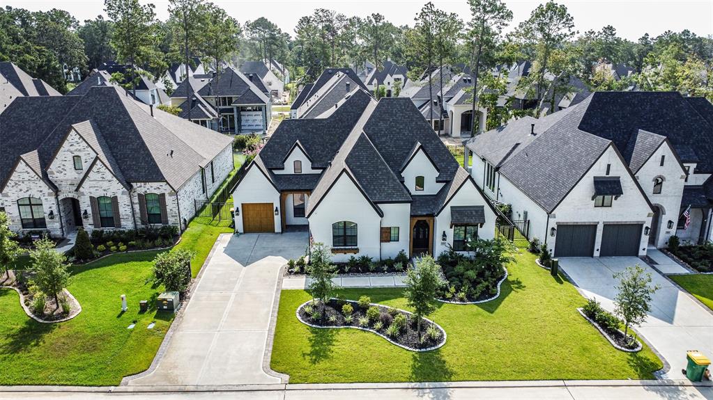 Opulent Dr, Montgomery, TX 77316