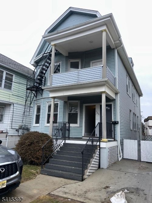125 Alton St, Elizabeth, NJ, 07202-1612 | Card Image