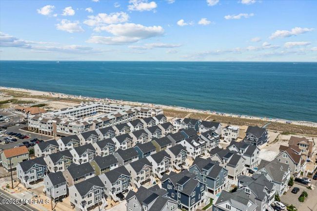 3 Cummings St, Condo with 3 bedrooms, 3 bathrooms and null parking in Mantoloking NJ | Image 36