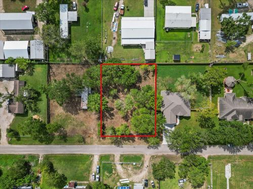 2526 Oak Rd, Pearland, TX, 77584-8656 | Card Image