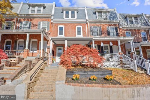 1327 W 6th St, WILMINGTON, DE, 19805-3215 | Card Image