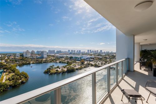 ph-1606-1180 N Federal Hwy, Fort Lauderdale, FL, 33304-1452 | Card Image