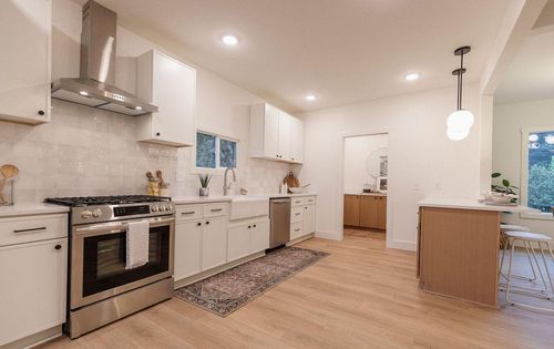 212 E Diamond Lake Rd, Minneapolis, MN, 55419-1408 | Card Image