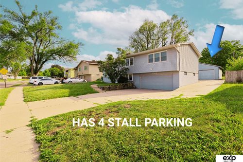 7508 S 87th St, La Vista, NE, 68128-2841 | Card Image
