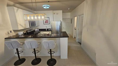 unit-210-813 Travis St, Mission, TX, 78572-1303 | Card Image