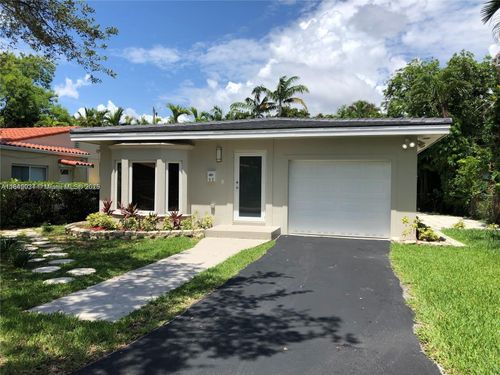 922 Monterey St, Coral Gables, FL, 33134-2580 | Card Image