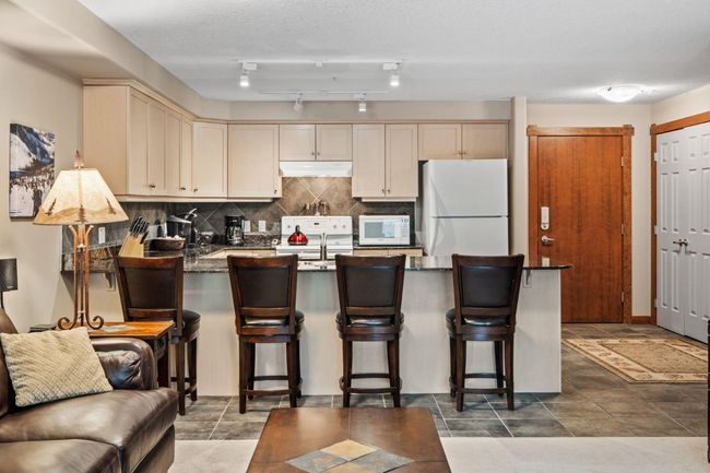103 - 170 Crossbow Place, Condo with 2 bedrooms, 2 bathrooms and 1 parking in Canmore AB | Image 10