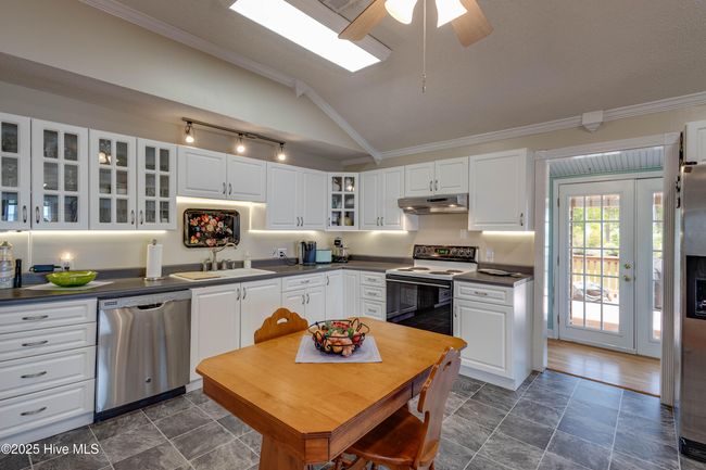966 W Island View Rd, House other with 3 bedrooms, 2 bathrooms and null parking in Bath NC | Image 34