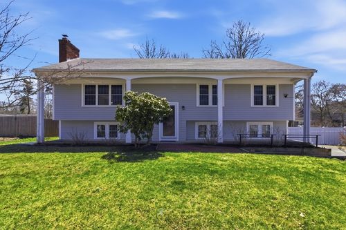 147 Bristol Avenue, Barnstable, MA, 02601 | Card Image