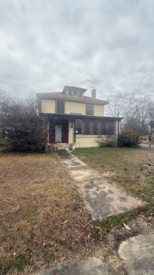 1700 S Laurel St, Pine Bluff, AR, 71601-6242 | Card Image