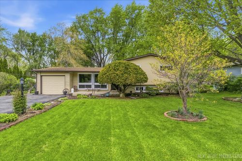 29W454 Ray Ave, West Chicago, IL, 60185-2031 | Card Image