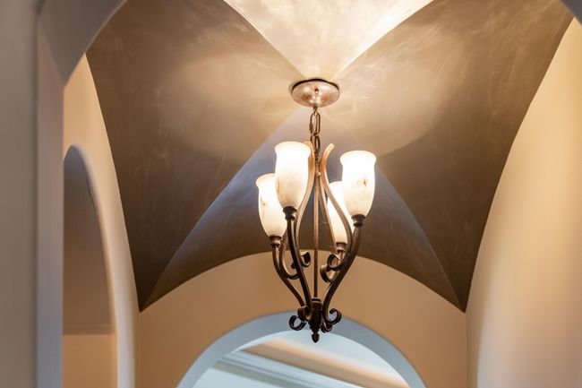 More dramatic ceiling accents | Image 53