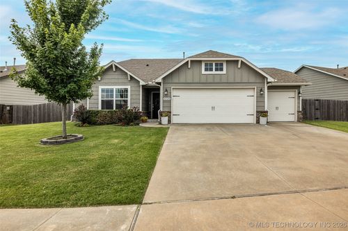 4020 34th St, Broken Arrow, OK, 74014-2052 | Card Image
