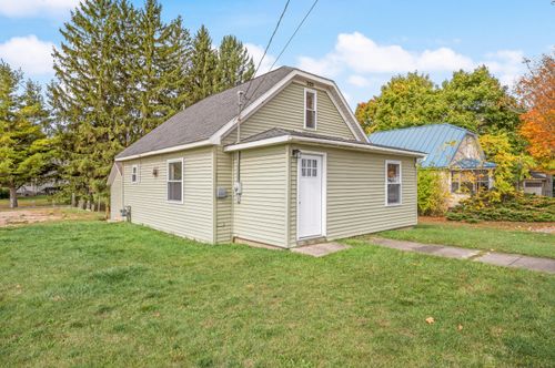 628 Hutchinson St, Big Rapids, MI, 49307-1936 | Card Image