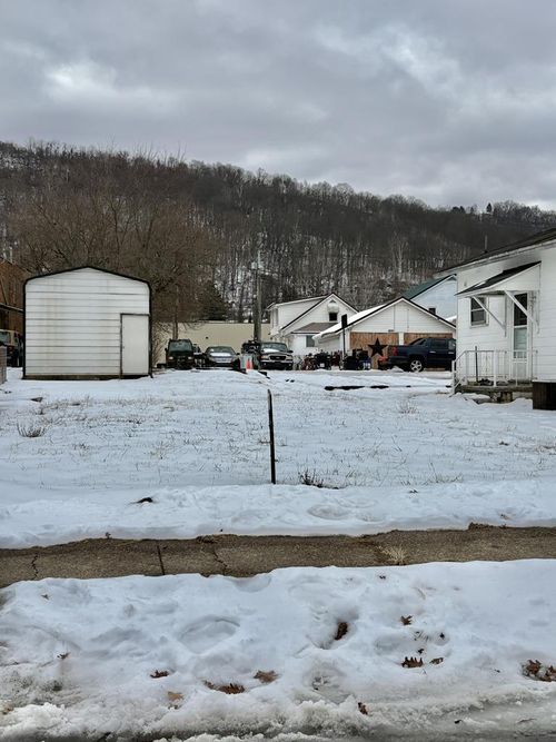 108 N 3rd Ave, Paden City, WV, 26159-1412 | Card Image