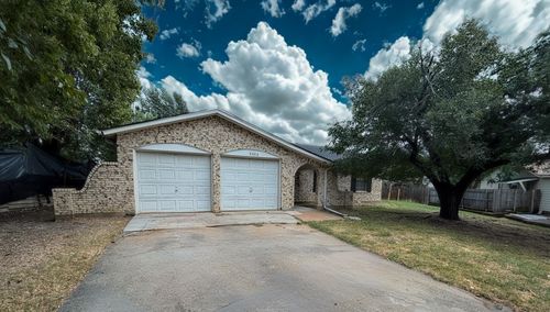 4002 Fairbanks Ct, Irving, TX, 75062-2910 | Card Image