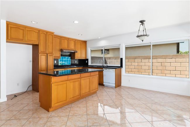 17616 Caliente Pl, House other with 4 bedrooms, 2 bathrooms and 2 parking in Cerritos CA | Image 6