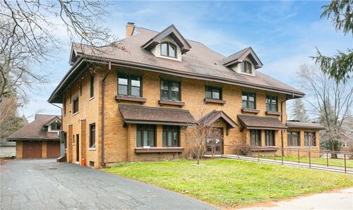 2956 Saint Paul Blvd, Irondequoit, NY, 14617-3732 | Card Image