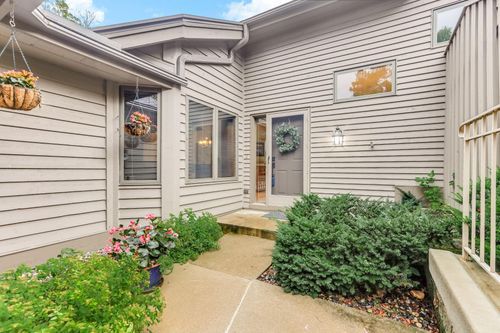 16413 Ellerdale Ln, Eden Prairie, MN, 55346-1414 | Card Image