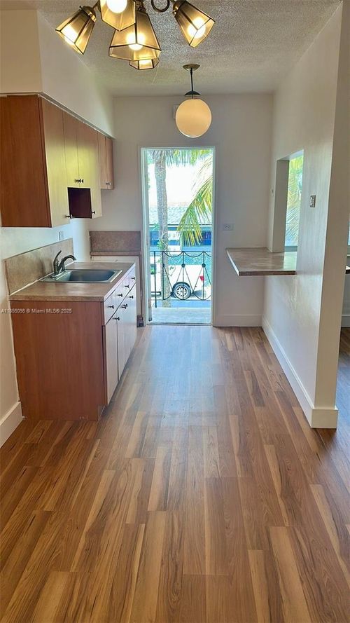 apt-25-70 Nw 77th St, Miami, FL, 33150-3503 | Card Image