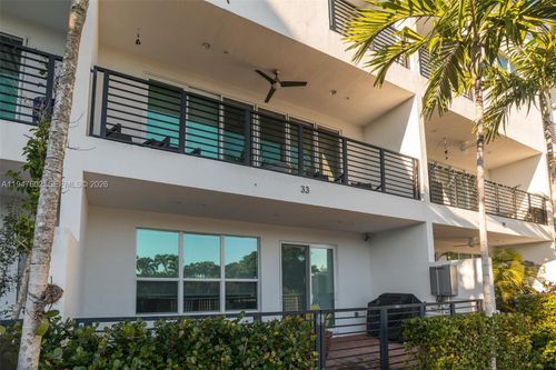 33-2900 Ne 12th Ter, Oakland Park, FL, 33334-4454 | Card Image