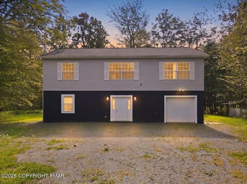 5265 Glen Ter, Coolbaugh Twp, PA, 18466-3142 | Card Image
