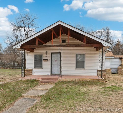 2811 W 37th Pl, Tulsa, OK, 74107-5461 | Card Image